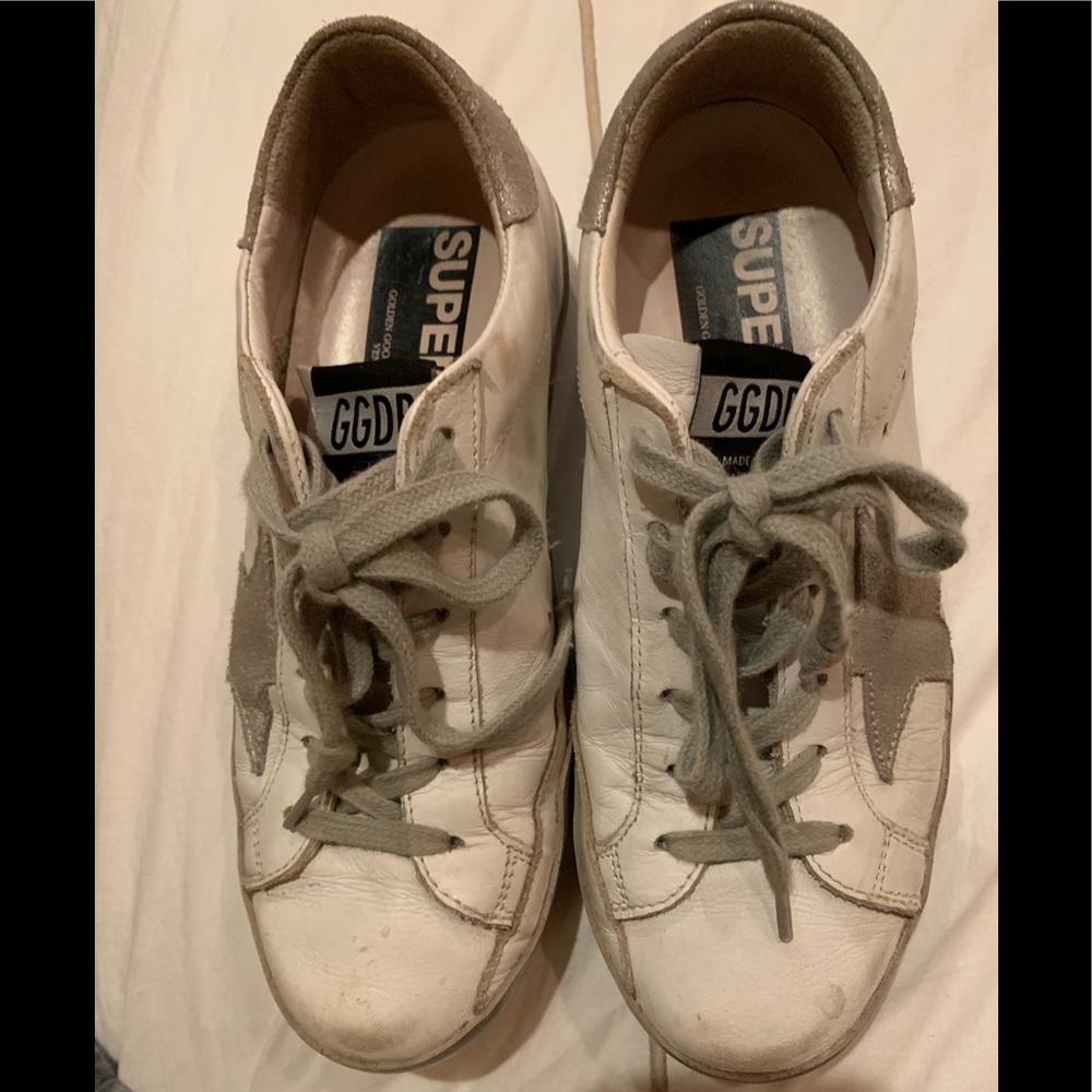 Golden Goose Sneakers - Distressed look with Star